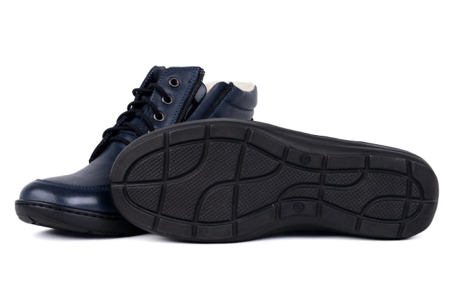 Trzewiki damskie , ocieplone naturalną owczą wełną, granat Łukbut 7240-3-Z-220