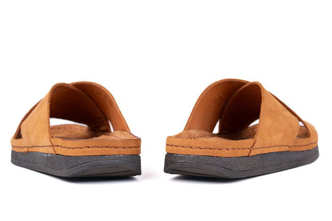 Klapki męskie na wygodnej podeszwie Łukbut 25520-4-L-324 