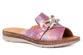 Klapki damskie na wygodnej podeszwie z ozdobą Łukbut 20620-3-L-647