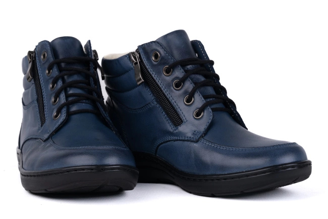 Trzewiki damskie , ocieplone naturalną owczą wełną,jasny granat Łukbut 7240-3-Z-436
