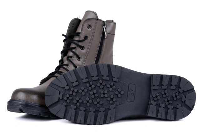 Ciepłe trapery w szarym kolorze Łukbut 6140-3-Z-035