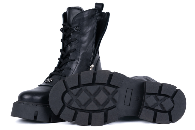 Trapery damskie na traktorowej podeszwie Łukbut 26240-3-Z-001 