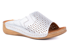 Klapki damskie na wygodnej podeszwie Łukbut 21110-3-L-666