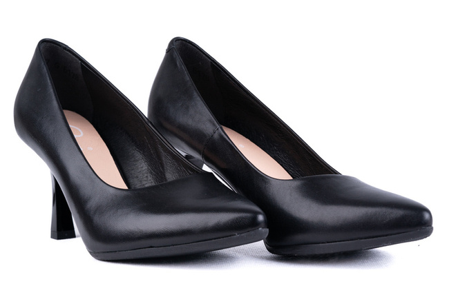  Skórzane szpilki damskie czarne Łukbut 21480-J-3-100