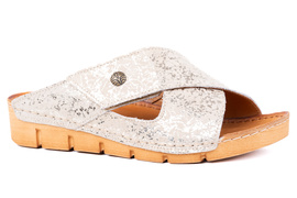 Płaskie klapki damskie w złotych odcieniach Łukbut 14510-3-L-678