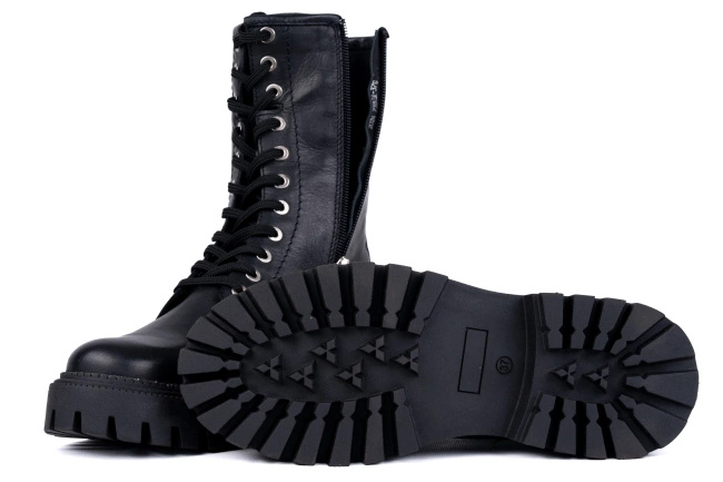 Trapery damskie na traktorowej podeszwie Łukbut 26270-3-Z-001