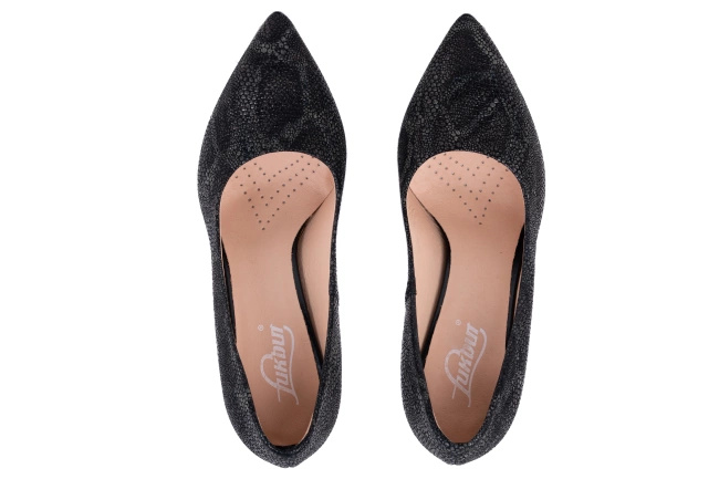  Skórzane szpilki damskie czarne Łukbut 21480-3-J-732 