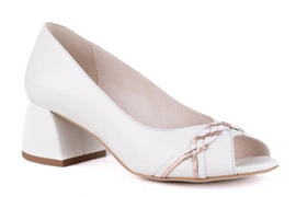 Kremowe czółenka z odkrytym noskiem Łukbut 21680-3-L-007