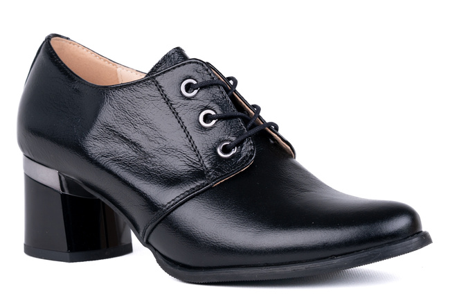 Czółenka na klocku klasyczne czarne Łukbut 21870-3-J-601