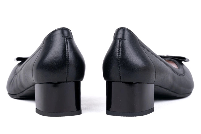 Czółenka z kokardką Łukbut 22180-3-J-001