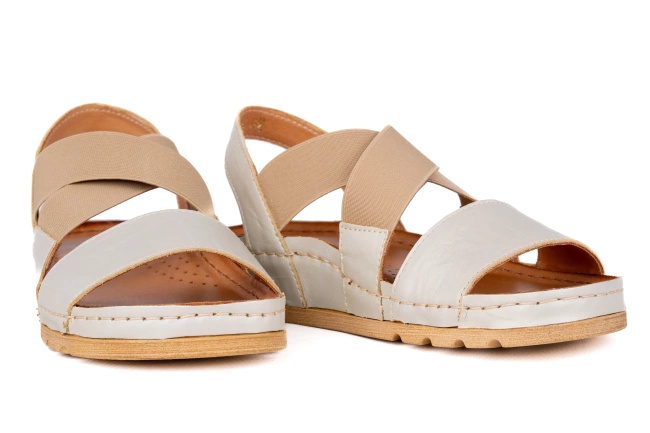 Sandałki na lato z gumkami Łukbut 20780-3-L-052