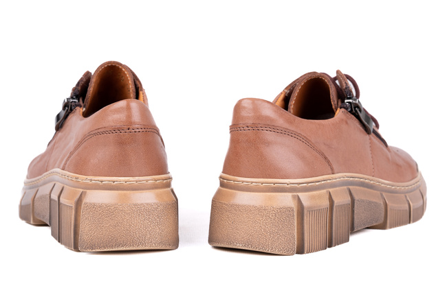 Półbuty damskie na grubszej podeszwie  Łukbut 22620-3-J-153