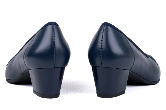 Skórzane czółenka damskie Łukbut 25060-4-J-352