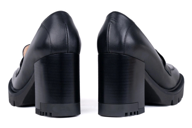 Czółenka na platformie damskie Łukbut 21490-J-3-001