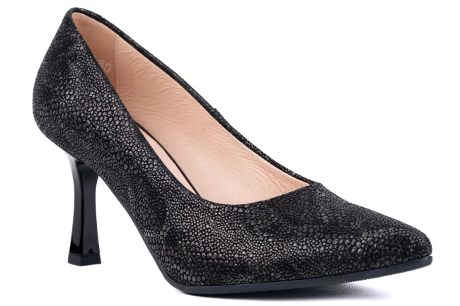  Skórzane szpilki damskie czarne Łukbut 21480-3-J-732 