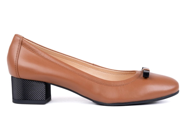 Czółenka na klocku Łukbut 22170-3-J-040