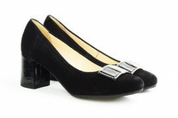 Czarne zamszowe czółenka damskie z kokardką Łukbut 5754